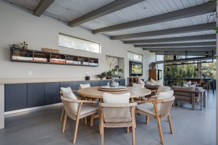 4 Bedroom Property for Sale in Winelands Western Cape
